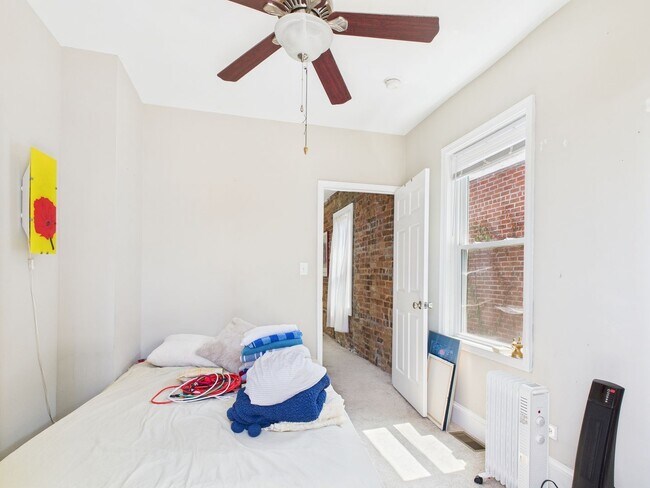 Photo - 119 W Clay St Unidad B