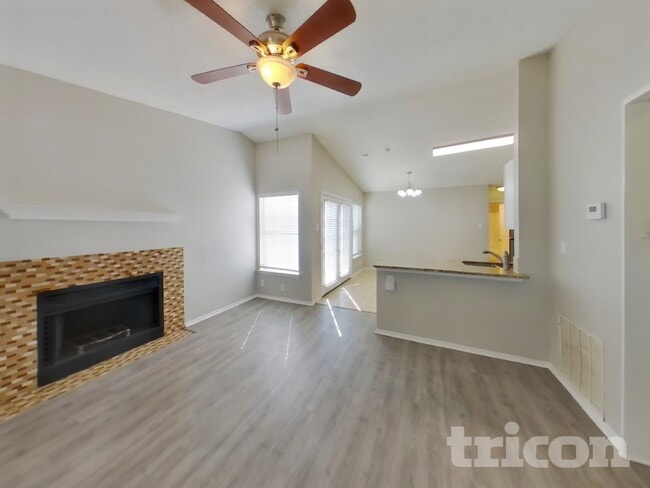 Photo - 6333 Village Club