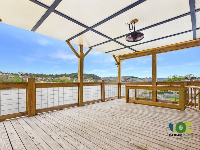 Building Photo - 614 N Front St Unit 614