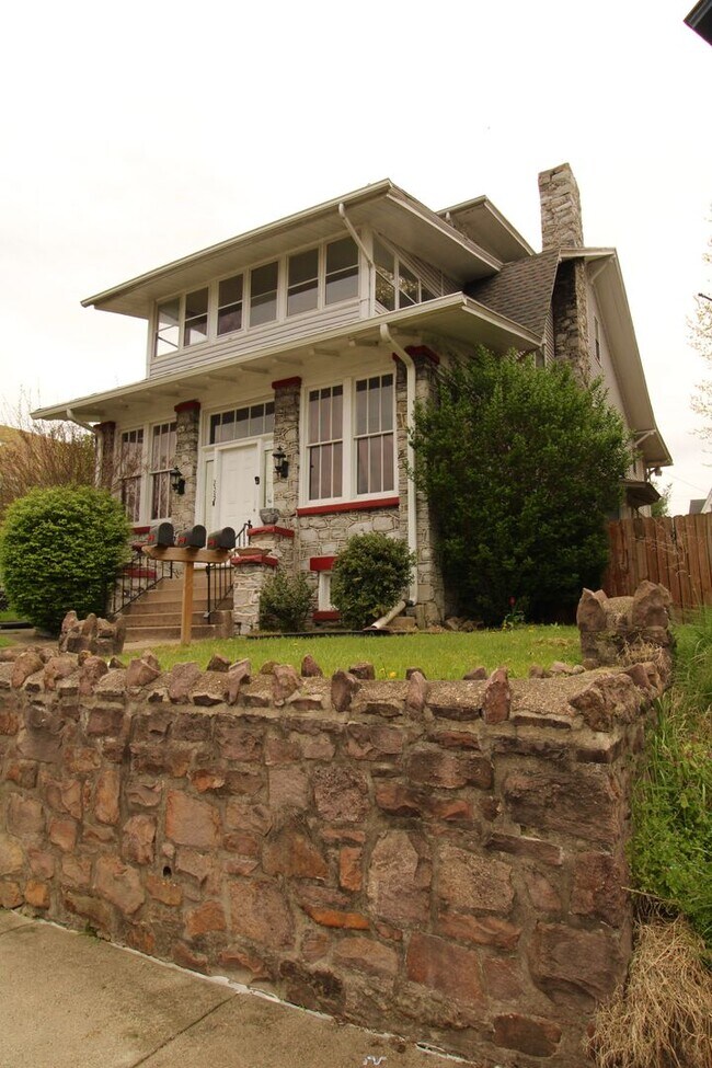 Photo - 2333 N 3rd St Unidad 2