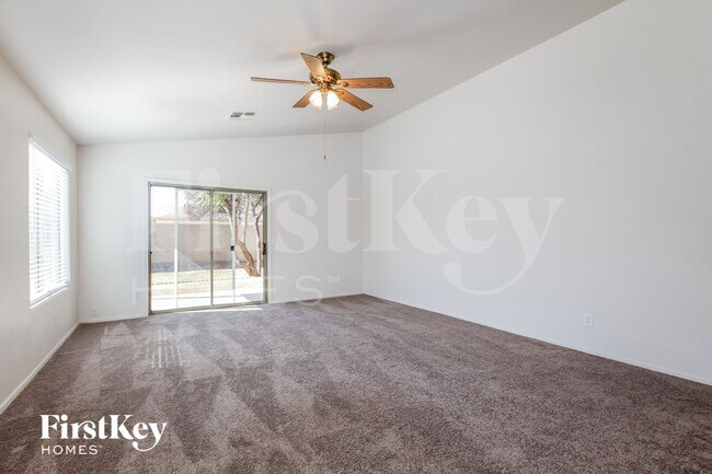 17750 N White Horse Trail