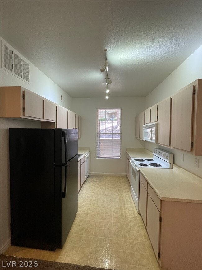Photo - 231 W Horizon Ridge Pkwy Unit 1116