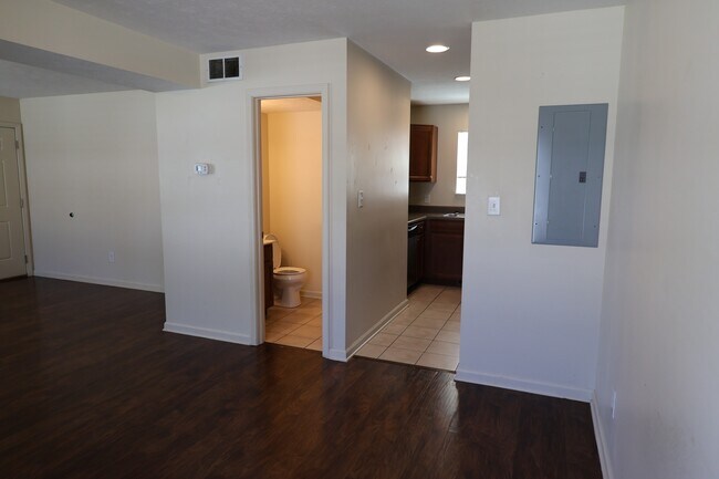 Photo - 1427 Sycamore St