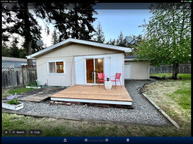 Building Photo - 2061 Victoria