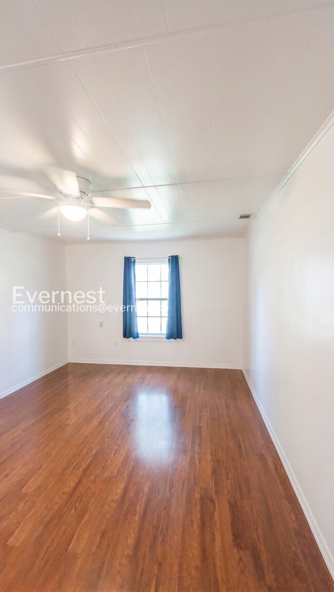 Photo - 118 Cravens Ave