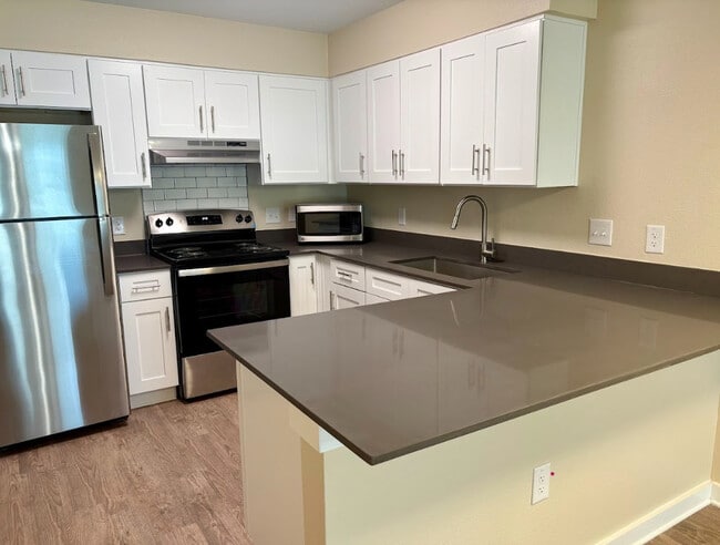 2 bedroom NEW CONSTRUCTION building available!