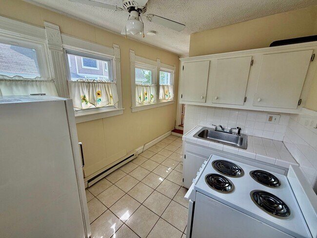 Photo - 316 E Locust St Unit 4