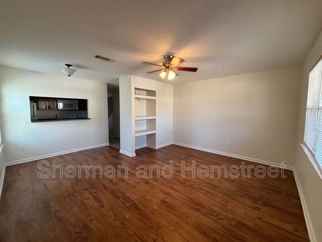 Photo - 313 Lake Ave