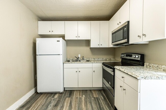 Photo - 2311 25th St