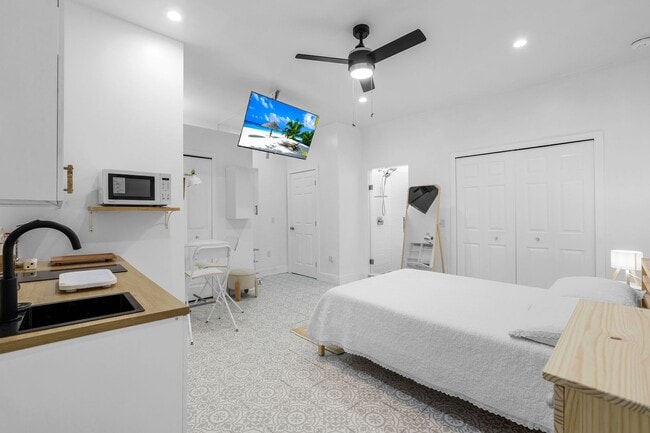 Photo - 167 5th St Unit 4