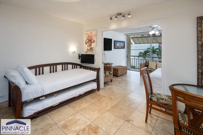 Photo - 240 Lili?uokalani Ave Unit 202