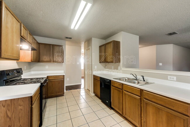 Photo - 1117 Scarlet Sage Pkwy