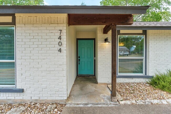 Photo - 7404 Lunar Dr