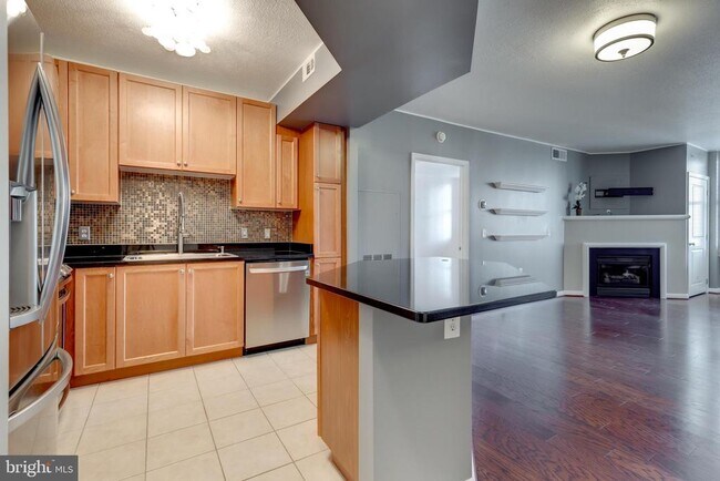 Photo - 851 N Glebe Rd Unit 1020