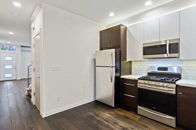 Photo - 2614 SW Nevada St