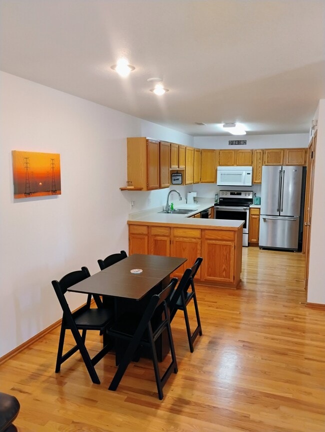 Photo - 1100 N 6th St Unidad 8-2