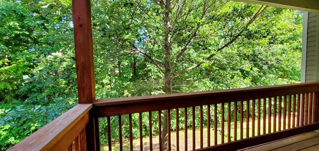 Photo - 1354 Fox Pointe Cir