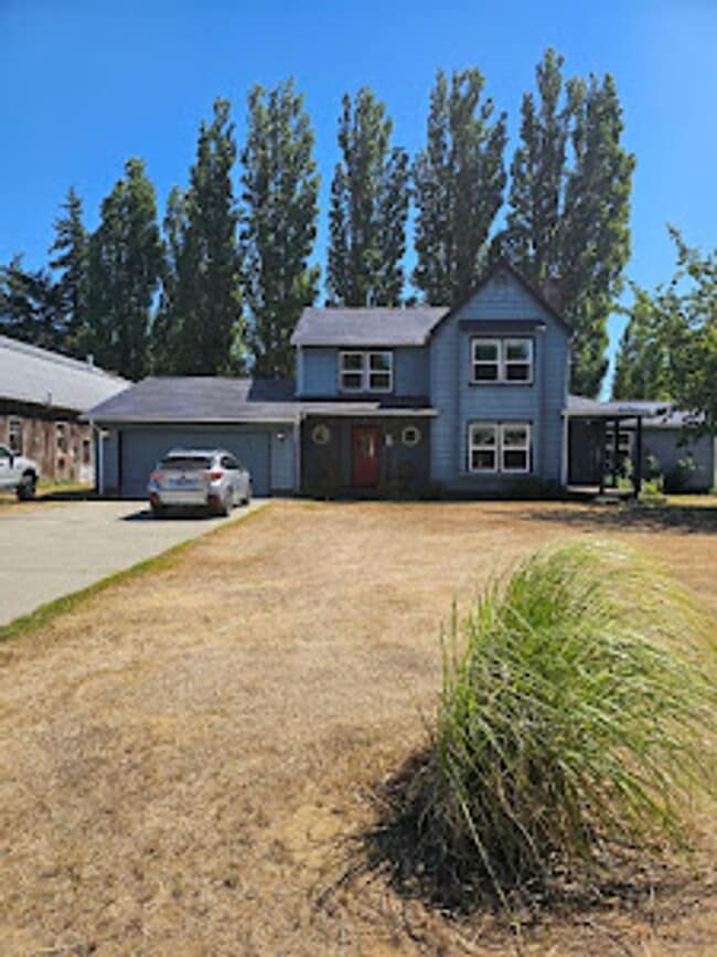 Building Photo - Move in Credit of $1,200! Spacious Two Sto... Rental