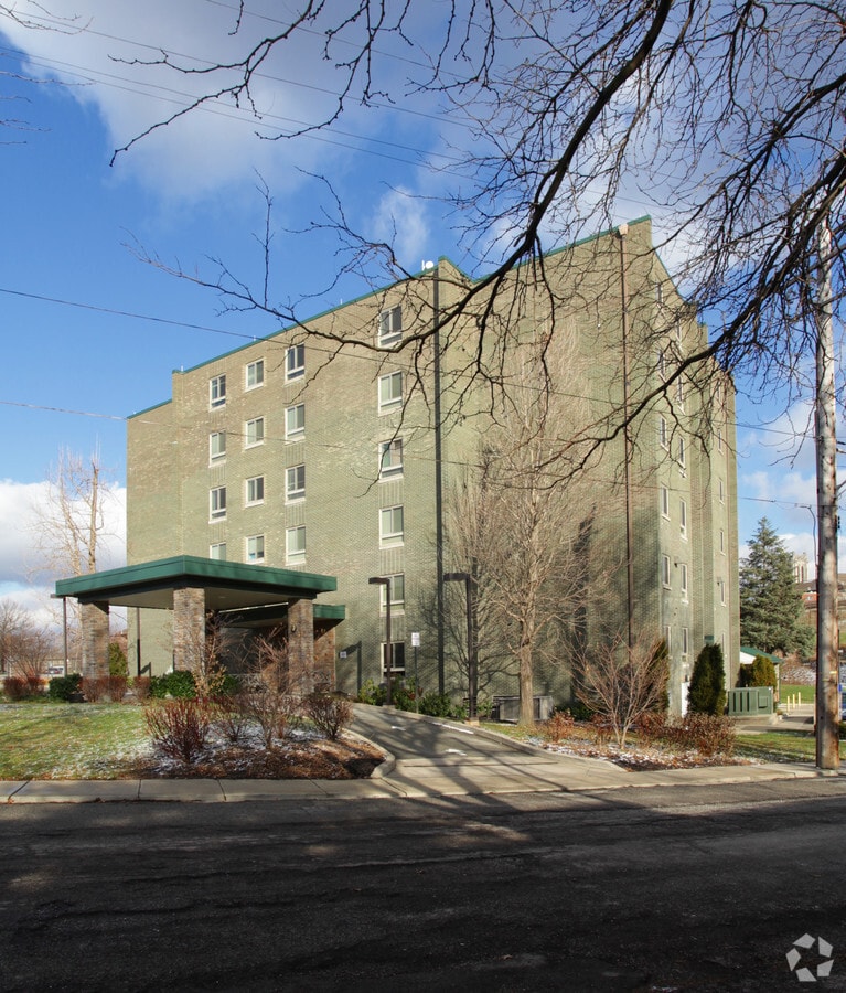 Photo - Dumplin Hall