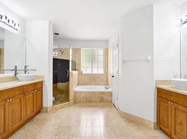 Photo - 5343 NW 111th Ct