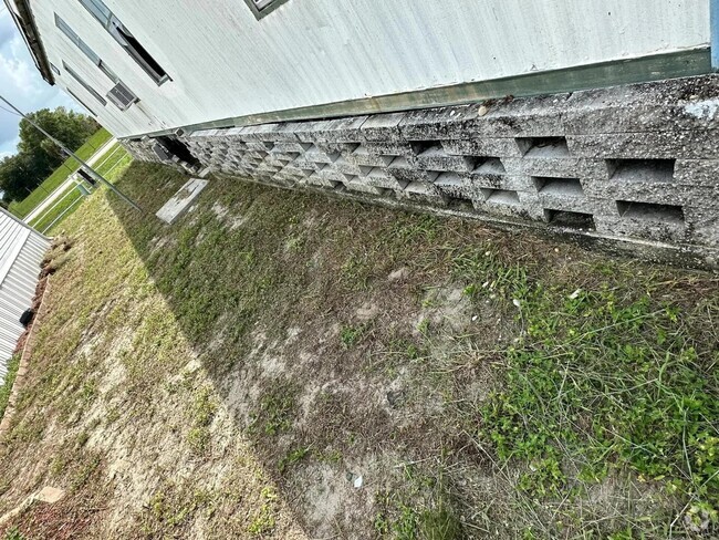 Building Photo - 8401 Breeze Hill Dr Rental