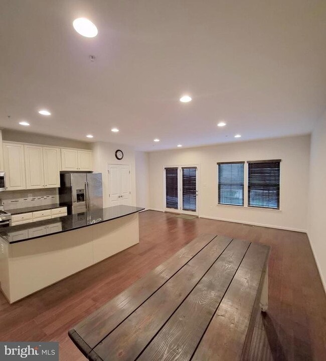 Photo - 9128 Landon House Ln