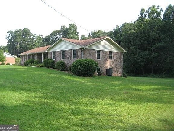 Photo - 145 Redwood Cir