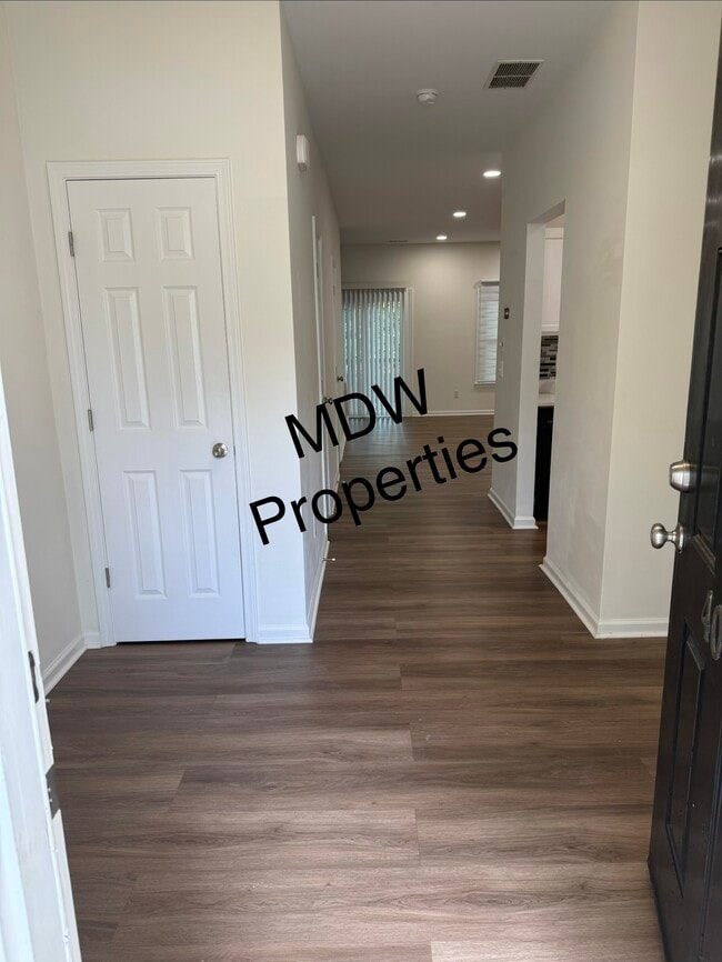 406 Parc River Blvd