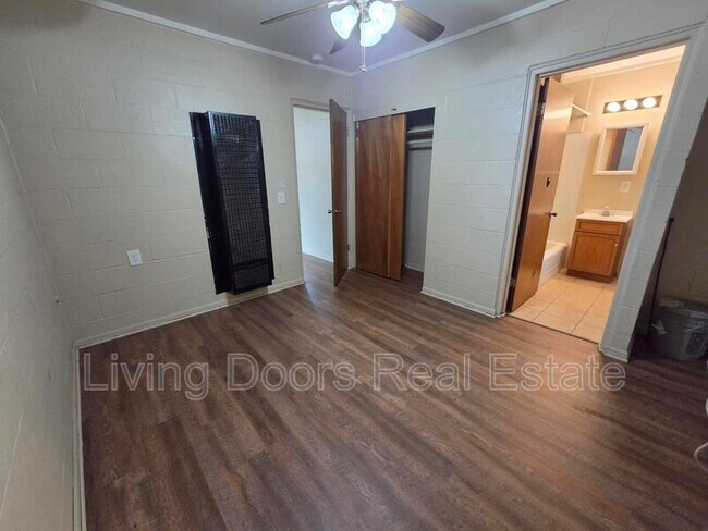 Photo - 4119 S 46th St