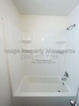 1054 W 1520 N Unidad E