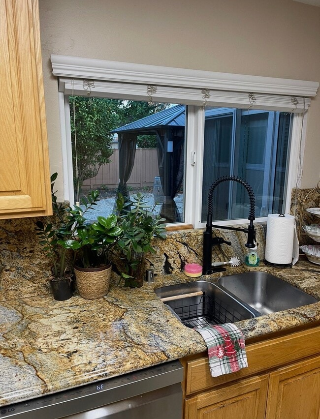 Photo - 1204 Woodflower Way