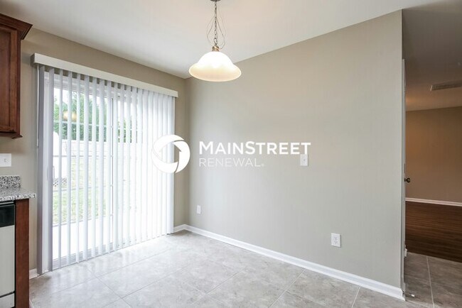 Photo - 4 Bedroom Pet-Friendly Home in Greensboro, NC with Main Street Renewal