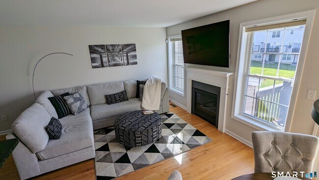 Photo - 1306 Briar Woods Ln Unidad 1306