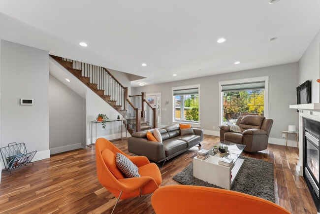 main floor living room - 1044 E Wood Ave House