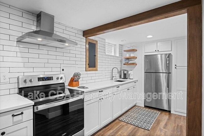 Photo - 3870 N Honeysuckle Dr Unit B