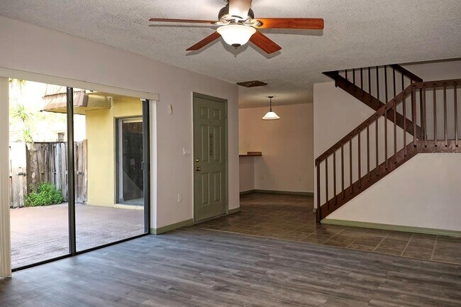 Photo - 5289 Middle Ct