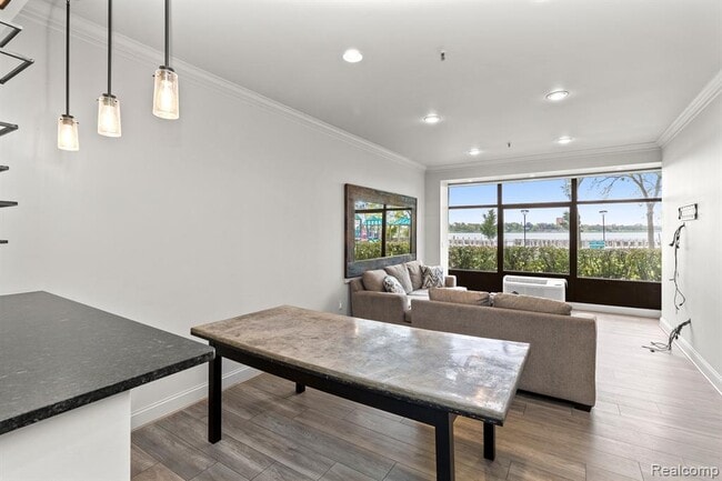 Photo - 1001 W Jefferson Ave Unit 300-1I