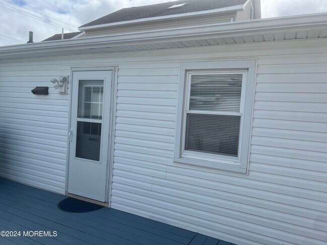 Photo - 205 Sampson Ave Townhome
