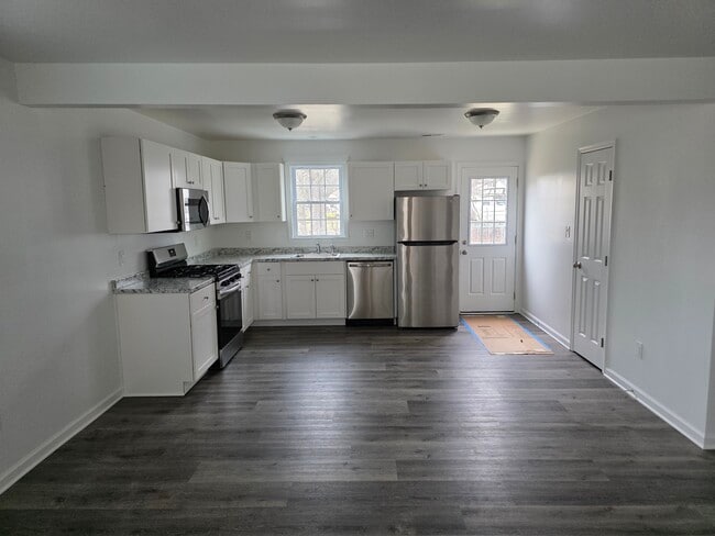 Photo - 639 Plater St