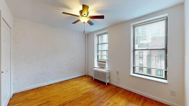 Photo - 224 E 81st St Unit 3B