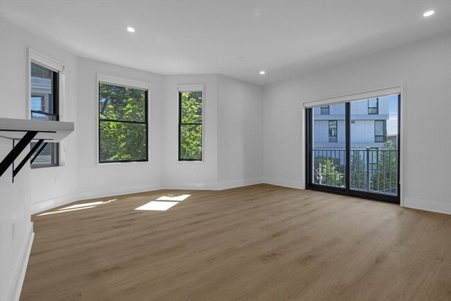 Photo - 69 Bailey St Unit 308