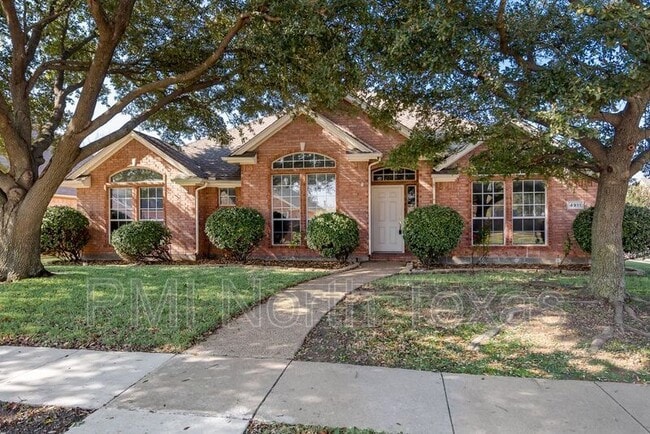 4911 Lakeland Dr