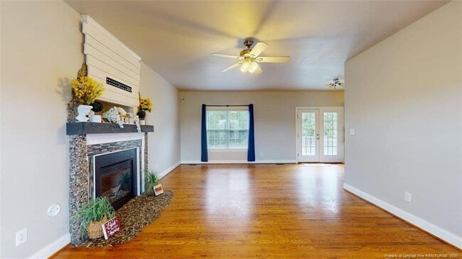 Photo - 24 Carter Dr