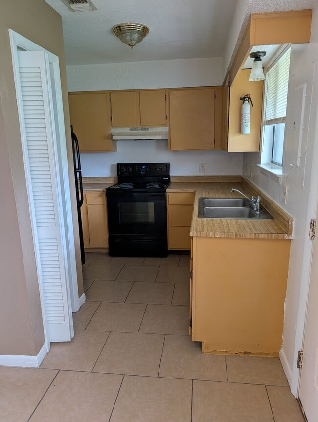 Photo - 5818 Butler Dr