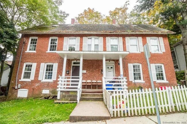 Photo - 76 4th St
