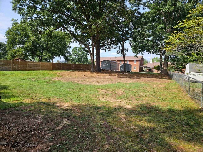 Photo - Fully Furnished, Beautiful Decor - 3BR / 1BA