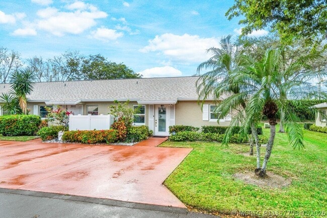 18855 Candlewick Dr