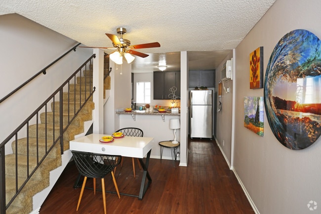 Interior Photo - Lake Balboa Townhomes