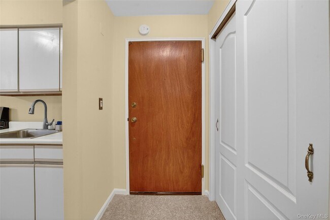 Photo - 107 Nottingham Rd Unidad D