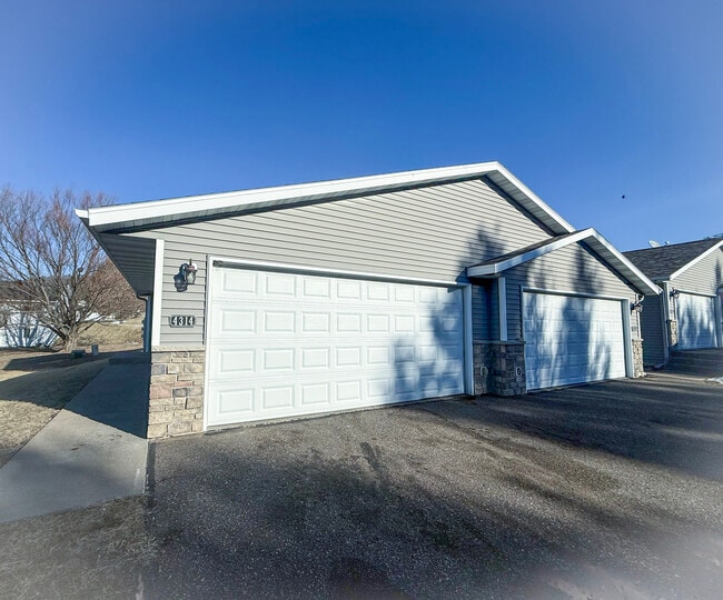 Building Photo - 4314 Black Ct